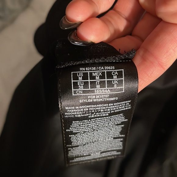 BLACK GUESS DRESS - Picture 4 of 4